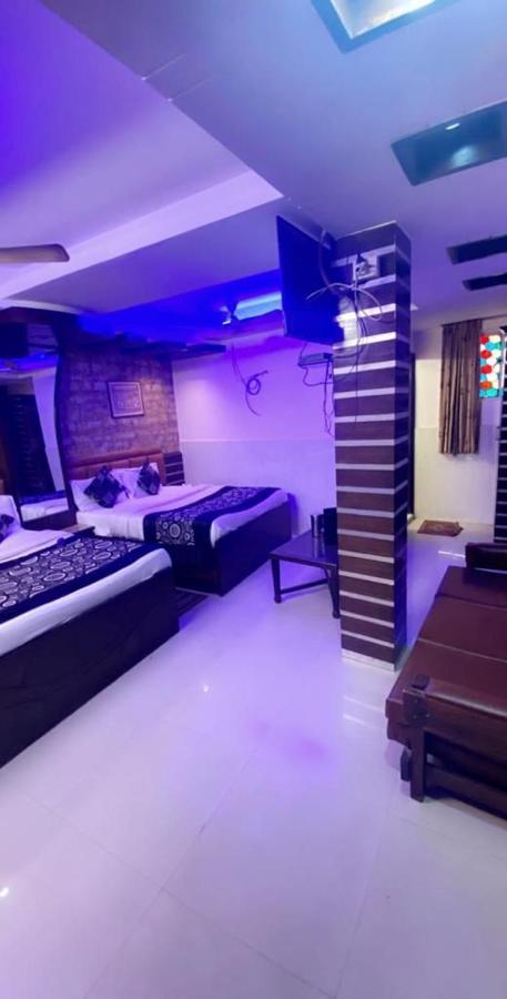 Hotel Roma Deluxe - New Delhi Railway Station エクステリア 写真